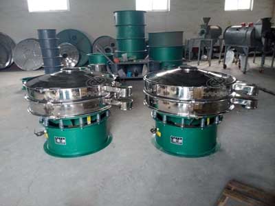 兩台1000型振動篩分機生產完成